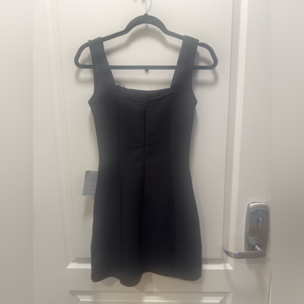 Elliatt Soleil Beaded Placed Floral Cocktail Minidress Size M NWT Flaw Noted - Picture 6 of 8